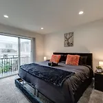Luxury Midtown King One Bedroom